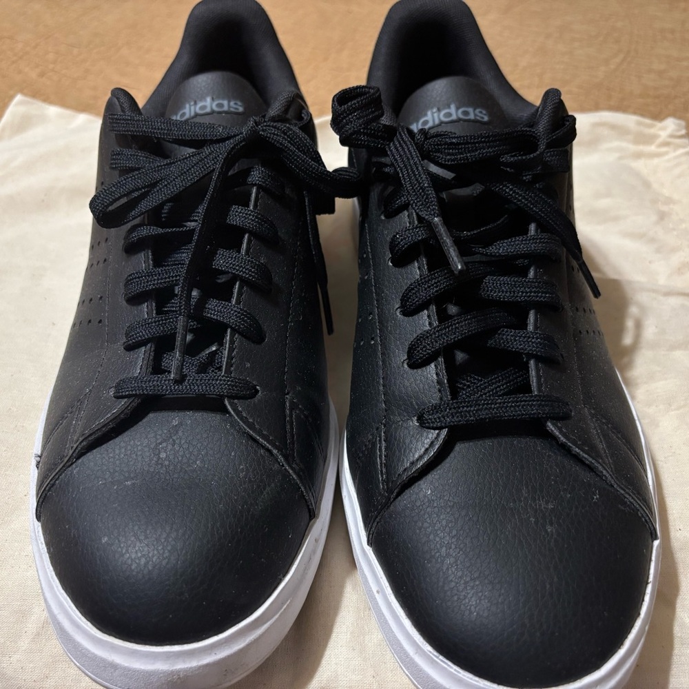 Adidas Black and White Size 10.5 Athletic Shoes